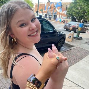 Meet your Posher, Hannah joyce